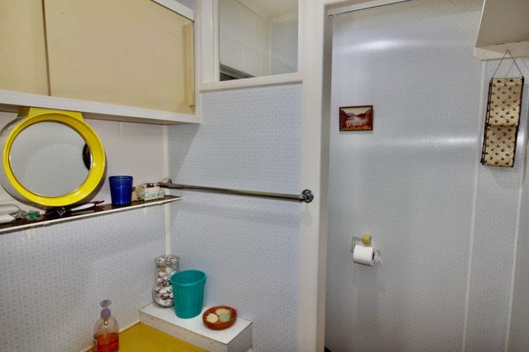 Photo of property in 52 Centennial Drive, Whitianga, 3510