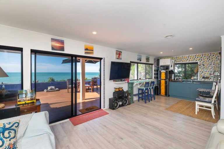 Photo of property in 267 Clifton Road, Te Awanga, 4102