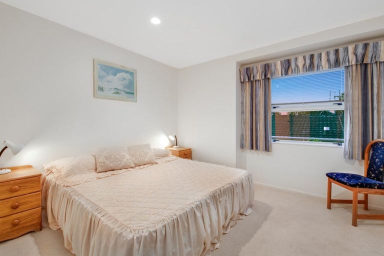 Photo of property in 14c Stanmore Bay Road, Stanmore Bay, Whangaparaoa, 0932