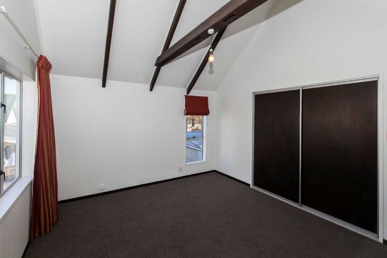 Photo of property in 3/129 Canon Street, Edgeware, Christchurch, 8013