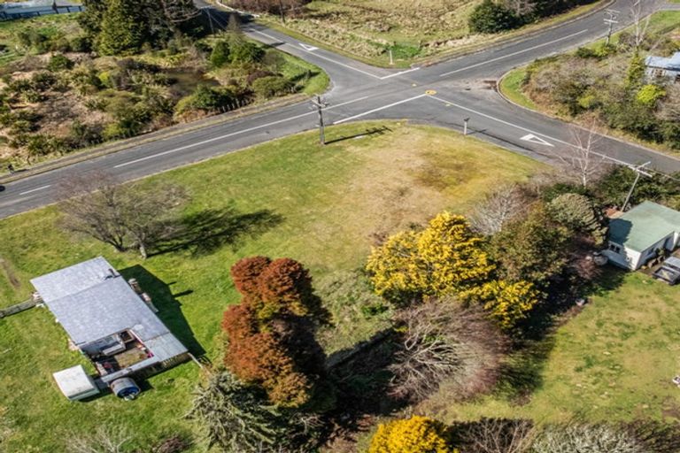 Photo of property in 54 Ward Street, Raetihi, 4632