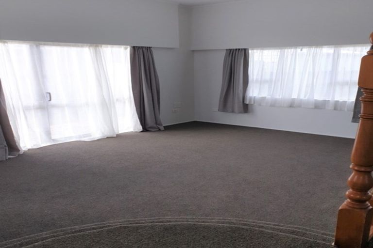 Photo of property in 31 Racecourse Road, Waiuku, 2123