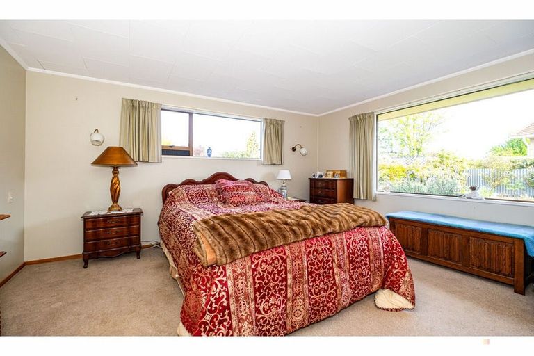 Photo of property in 35 Innes Street, Waimate, 7924