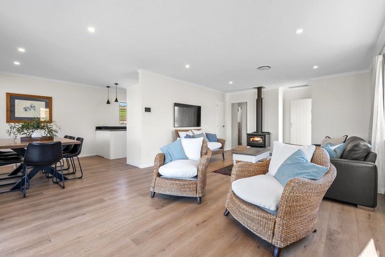 Photo of property in 8b Queensberry Terrace, Queensberry, Cromwell, 9383