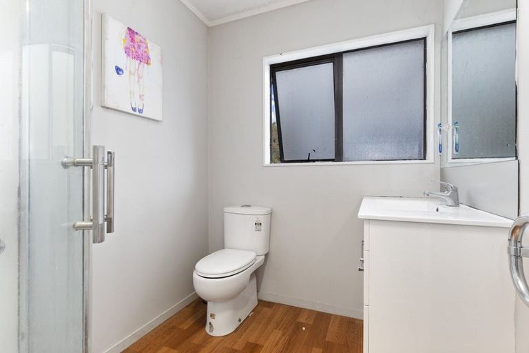 Photo of property in 96 Shifnal Drive, Randwick Park, Auckland, 2105