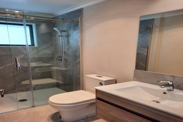 Photo of property in 1/66 Swanson Road, Henderson, Auckland, 0610