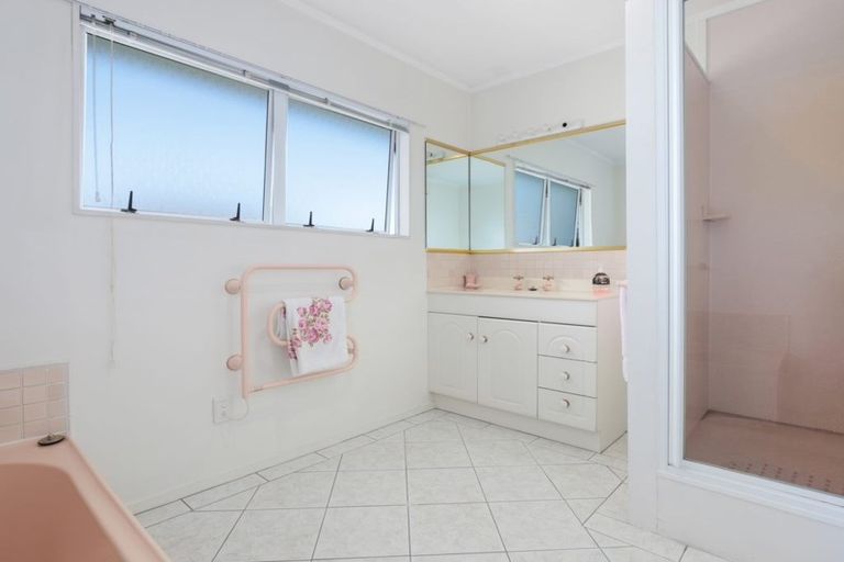 Photo of property in 5 Harrowfield Drive, Harrowfield, Hamilton, 3210