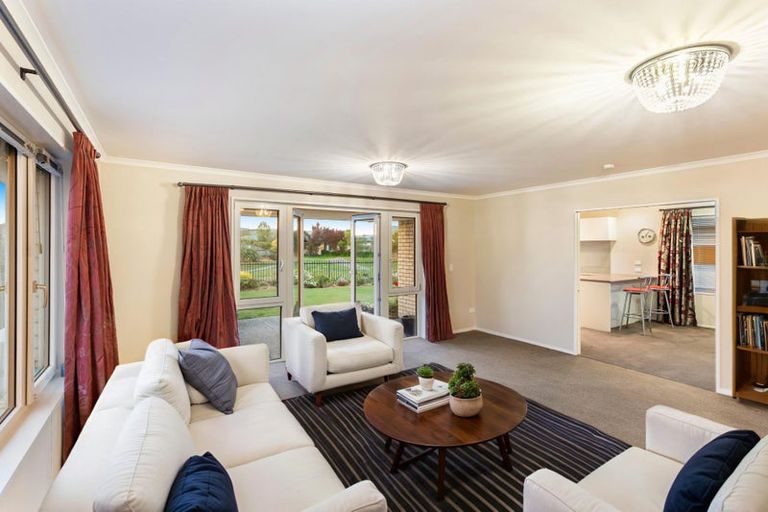 Photo of property in 12 Retallick Way, Amberley, 7410