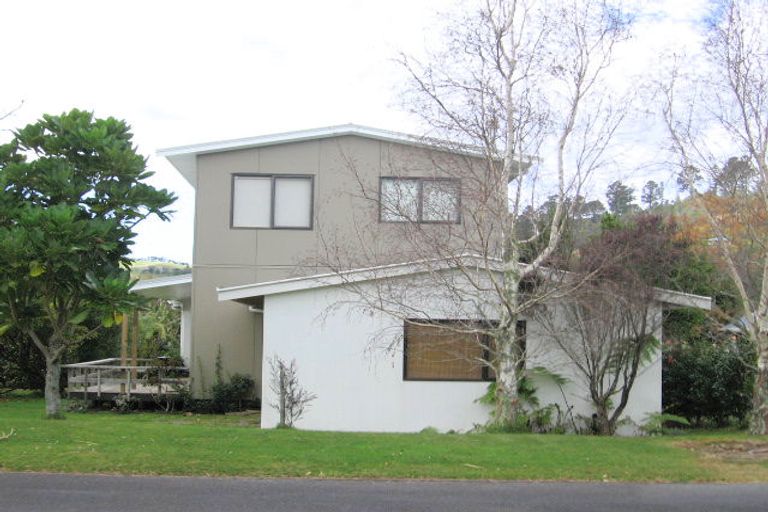 Photo of property in 9 Robyn Crescent, Hahei, Whitianga, 3591