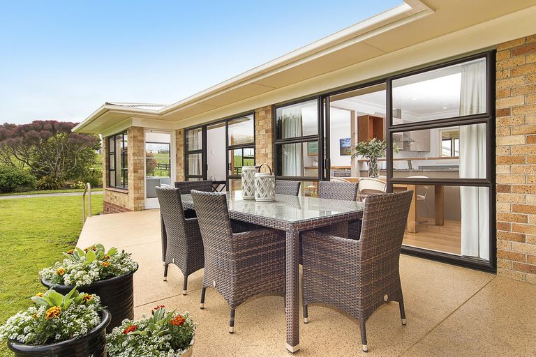 Photo of property in 1347 Waiuku Road, Waiuku, 2681