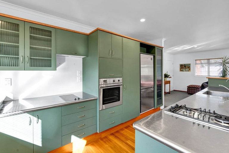 Photo of property in 26a Kaimata Street, Brooklands, New Plymouth, 4310