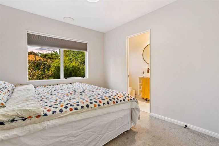 Photo of property in 3a Royal Road, Massey, Auckland, 0614