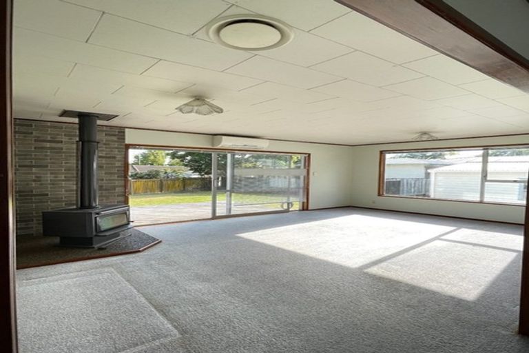 Photo of property in 52 Te Irirangi Drive, Clover Park, Auckland, 2019