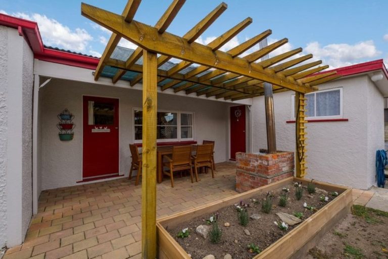 Photo of property in 42 Brandon Street, Alexandra, 9320