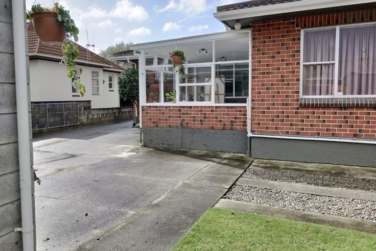 Photo of property in 26 Ihle Street, Terrace End, Palmerston North, 4410