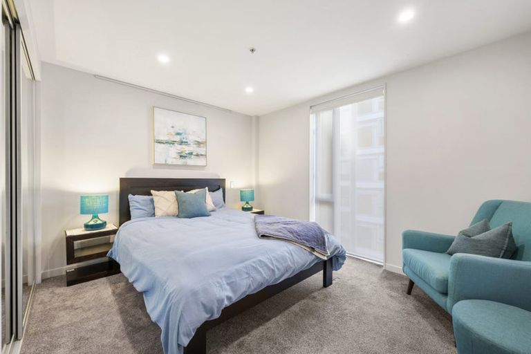 Photo of property in Piermont Apartments, 4c/82 Cable Street, Te Aro, Wellington, 6011