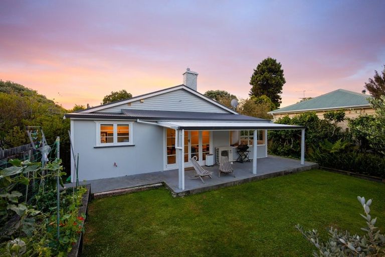 Photo of property in 45 Alton Street, Nelson, 7010