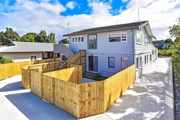 Photo of property in 27 Mcinnes Road, Weymouth, Auckland, 2103