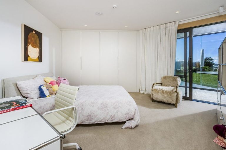 Photo of property in 19 Brighton Terrace, Mairangi Bay, Auckland, 0630