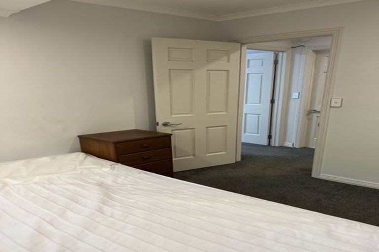 Photo of property in 8 Glenreagh Place, Torbay, Auckland, 0630