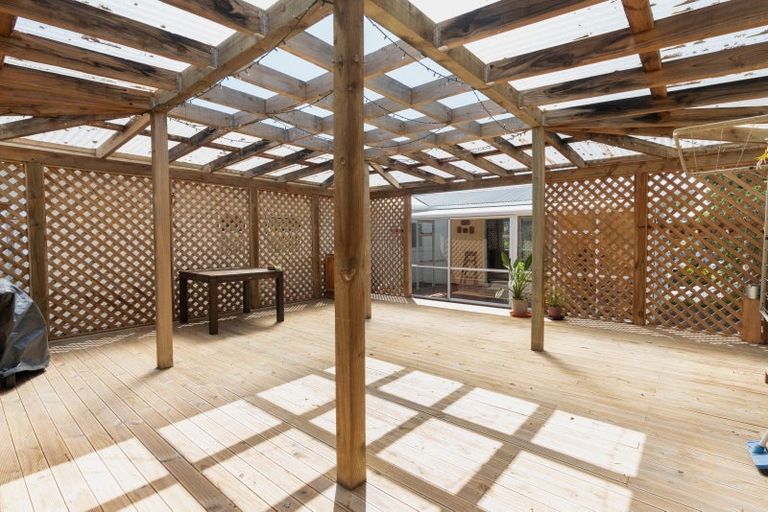 Photo of property in 47 Bracken Road, Paparangi, Wellington, 6037