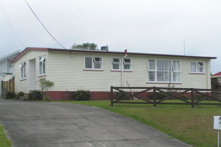 Photo of property in 6 Marsden Street, Hauraki, Auckland, 0622