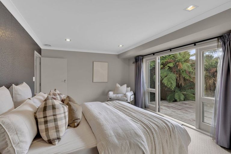 Photo of property in 8 Braid Road, St Andrews, Hamilton, 3200