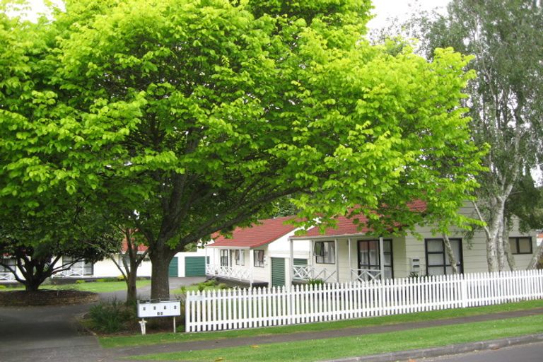 Photo of property in 1/18 Waiari Road, Conifer Grove, Takanini, 2112