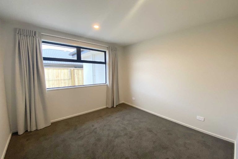 Photo of property in 51 Tiritiri Moana Drive, Pegasus, 7612