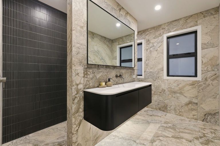 Photo of property in 58a Hinewa Road, Otumoetai, Tauranga, 3110