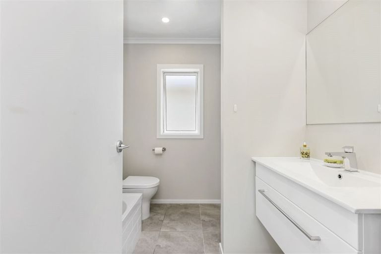 Photo of property in 30 Rebekah Crescent, Flagstaff, Hamilton, 3210