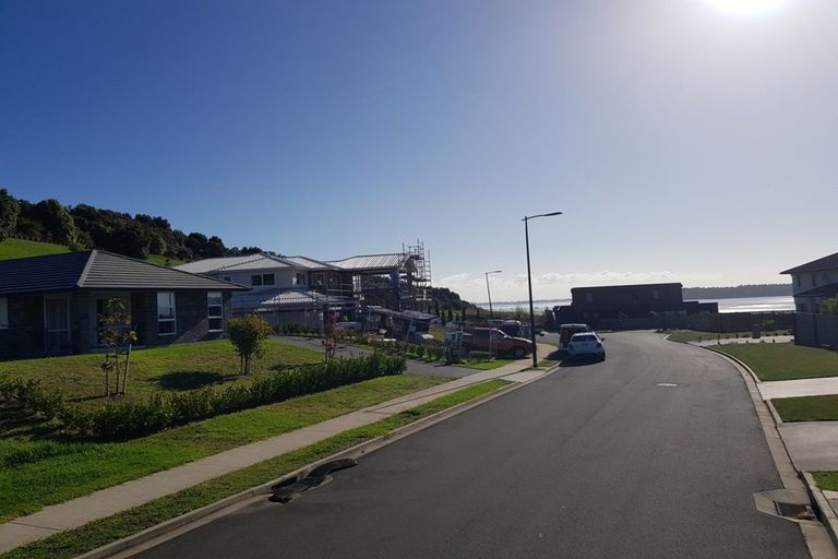 Photo of property in 41 Lakeside Terrace, Omokoroa, 3114