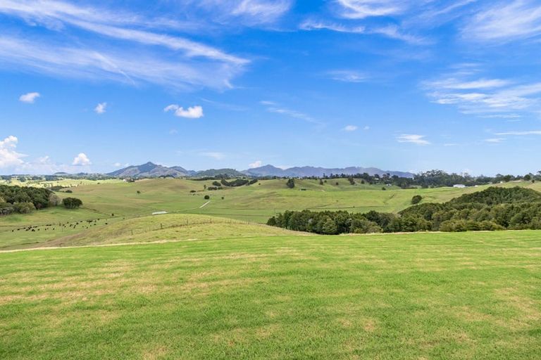 Photo of property in 1014 Snooks Road, Maungakaramea, Whangarei, 0178