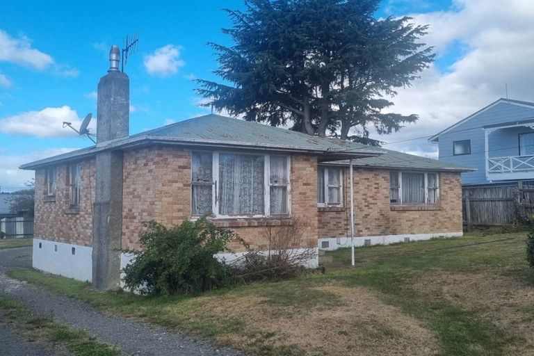 Photo of property in 18 Hinemoa Avenue, Taupo, 3330