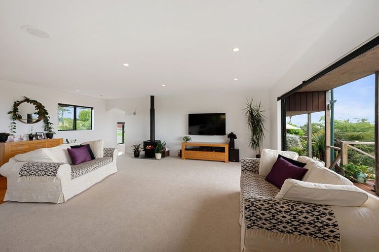 Photo of property in 357 Mclachlan Road, Kaukapakapa, Warkworth, 0984