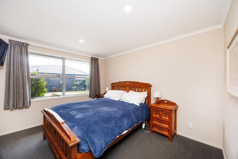 Photo of property in 49 Rodeo Drive, Kelvin Grove, Palmerston North, 4414