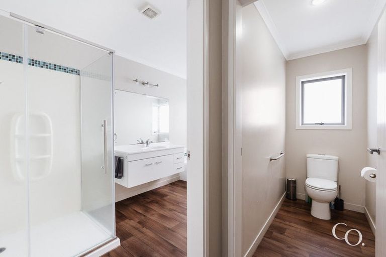 Photo of property in 31 Butterworth Crescent, Papamoa Beach, Papamoa, 3118