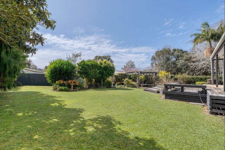 Photo of property in 5 Pohutukawa Drive, Athenree, Katikati, 3177