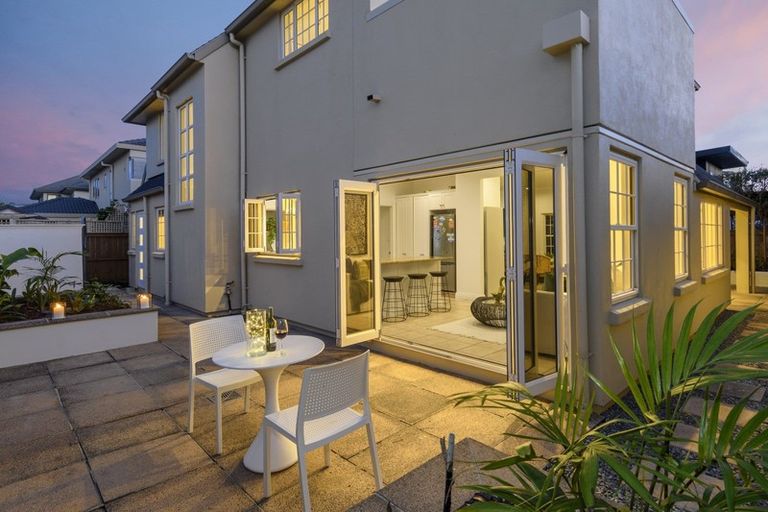 Photo of property in 121b Oceanview Road, Mount Maunganui, 3116