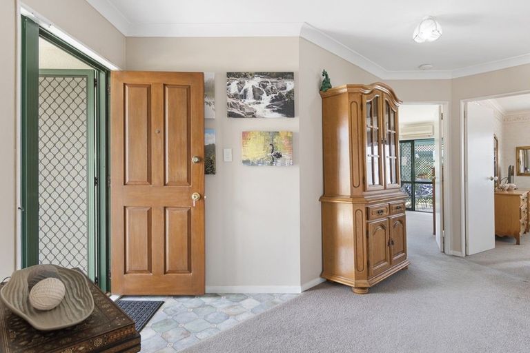 Photo of property in 10 James Henry Avenue, Papamoa Beach, Papamoa, 3118