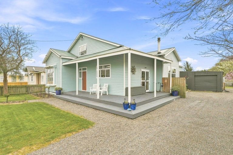 Photo of property in 8 Albert Street, Pahiatua, 4910