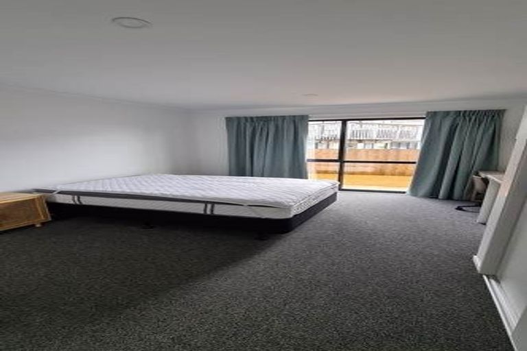 Photo of property in 2/3 Snead Place, Hamilton East, Hamilton, 3216