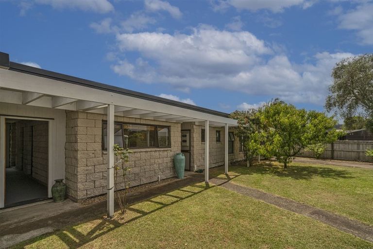 Photo of property in 10 Marquet Place, Tairua, 3508