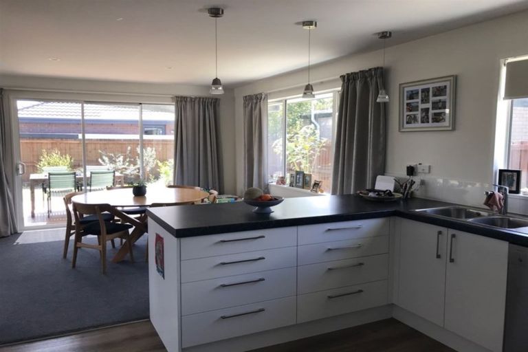 Photo of property in 3 Karen Lane, Beckenham, Christchurch, 8023