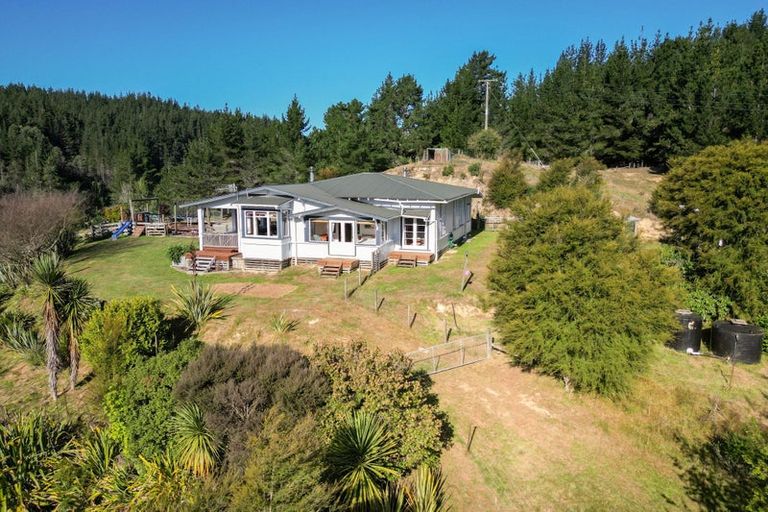 Photo of property in 801 Waiwhero Road, Ngatimoti, Motueka, 7196