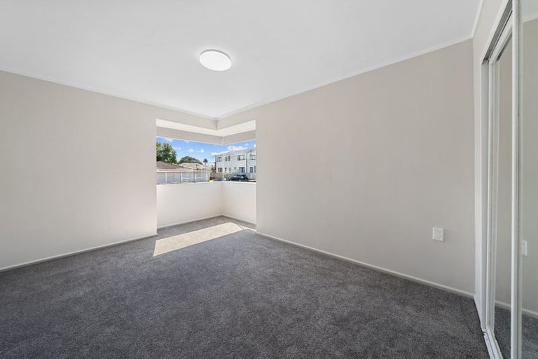 Photo of property in 6 Evelyn Street, Papatoetoe, Auckland, 2025