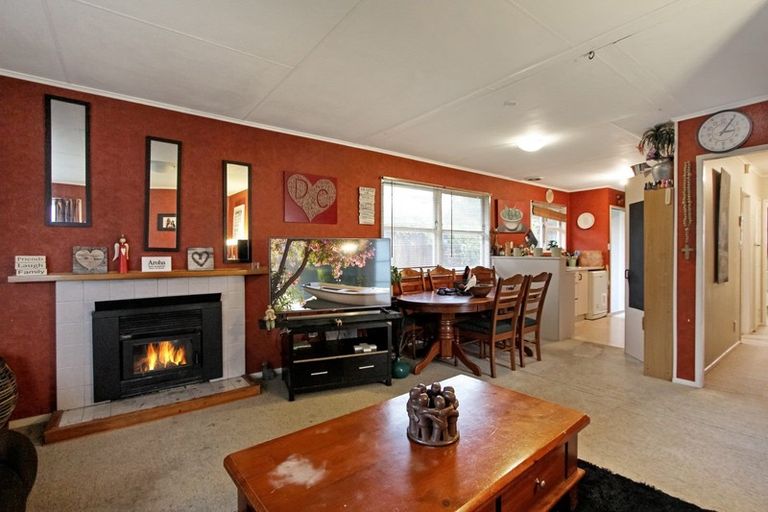 Photo of property in 88 Pandora Avenue, Sunnybrook, Rotorua, 3015