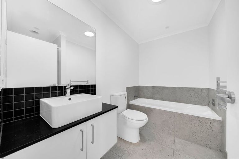 Photo of property in 46 Te Manaki Street, Pukekohe, 2120