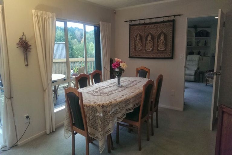 Photo of property in 9 Mariners Way, Whitby, Porirua, 5024