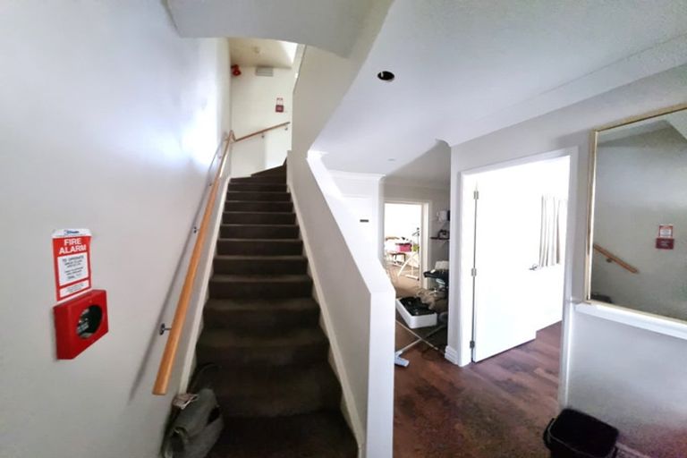 Photo of property in 56 Pipitea Street, Thorndon, Wellington, 6011